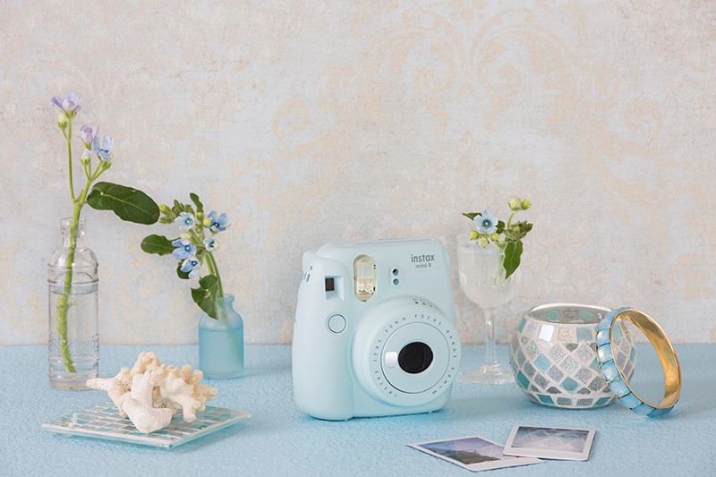 Make Your Wedding Day One-of-a-Kind with Instax® instant photos