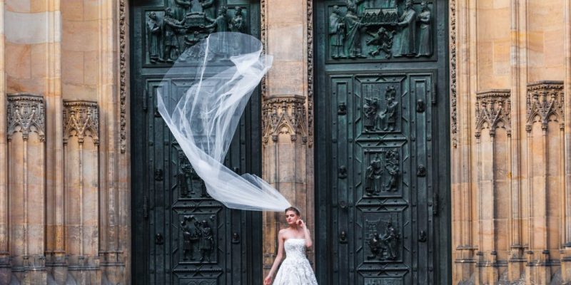 6 Ways to Make a Unique Grand Entrance at Your Wedding